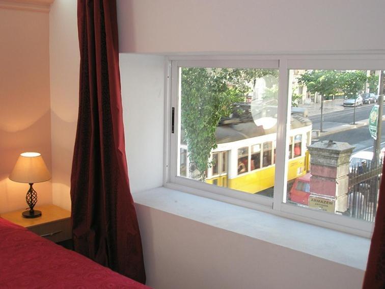 1 Bedroom Apartment - Palma Residence Лиссабон Экстерьер фото